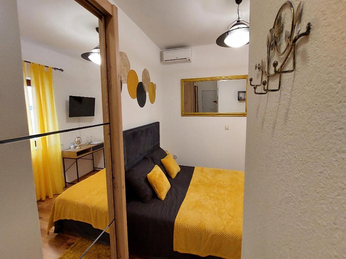 Rooms Argo Крес Екстериор снимка