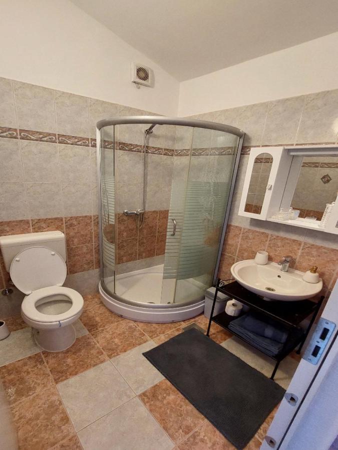 Rooms Argo Крес Екстериор снимка